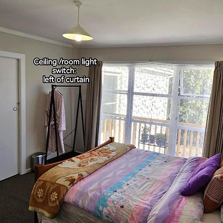 Bed and Breakfast Bridge & Birds Wellington Esterno foto