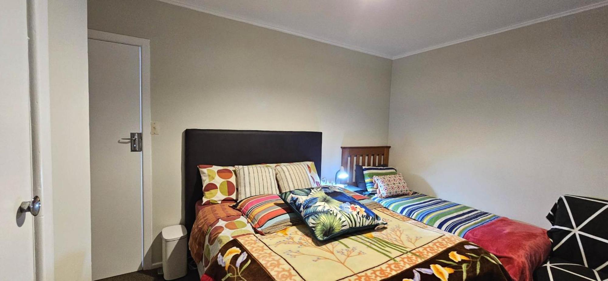 Bed and Breakfast Bridge & Birds Wellington Esterno foto